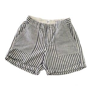 GAP Girlfriend  Chino Shorts